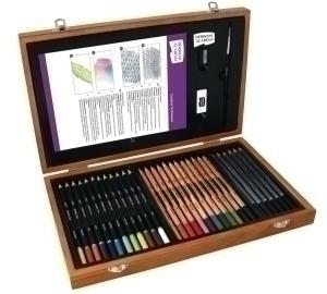 LAPICES DERWENT ACADEMY CAJA DE MADERA de 35 PIEZAS6 LAPICES SKETCHING 3B AL 2B12 LAPICES DE COLOREAR12 LAPICES ACUARELABLES1 GO