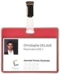 FUNDA DISTINTIVO TARIFOLD PVC con PINZA 82,5x103mm ROJO PAQUETE de 25