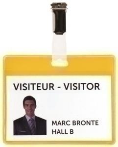 FUNDA DISTINTIVO TARIFOLD PVC con PINZA 82,5x103mm AMARILLO PAQUETE de 25